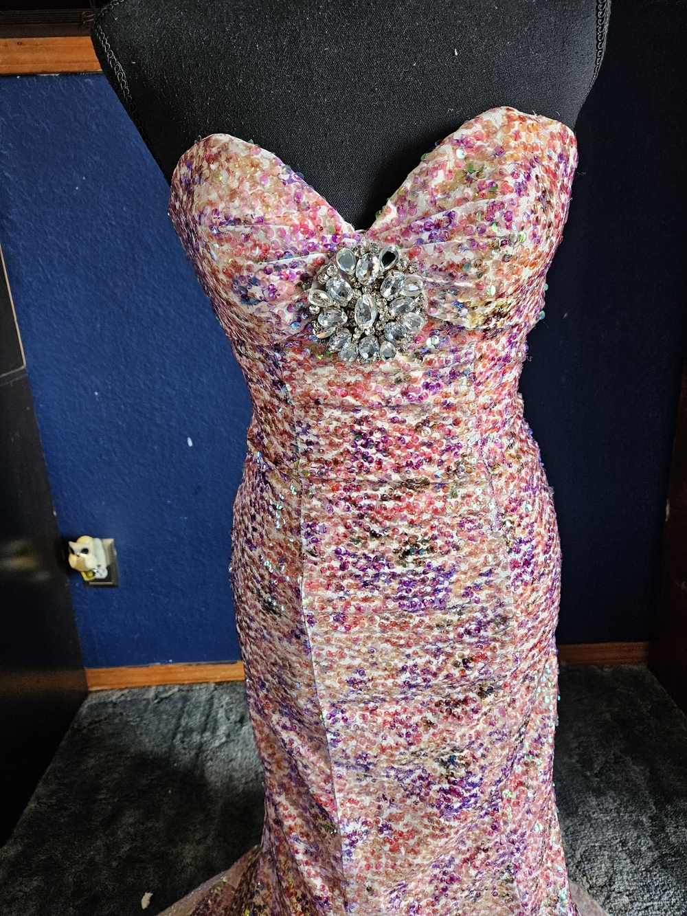 Jovani Strapless Sequin Mermaid Gown in Multicolor Pastels size 0 - Picture 4 of 14